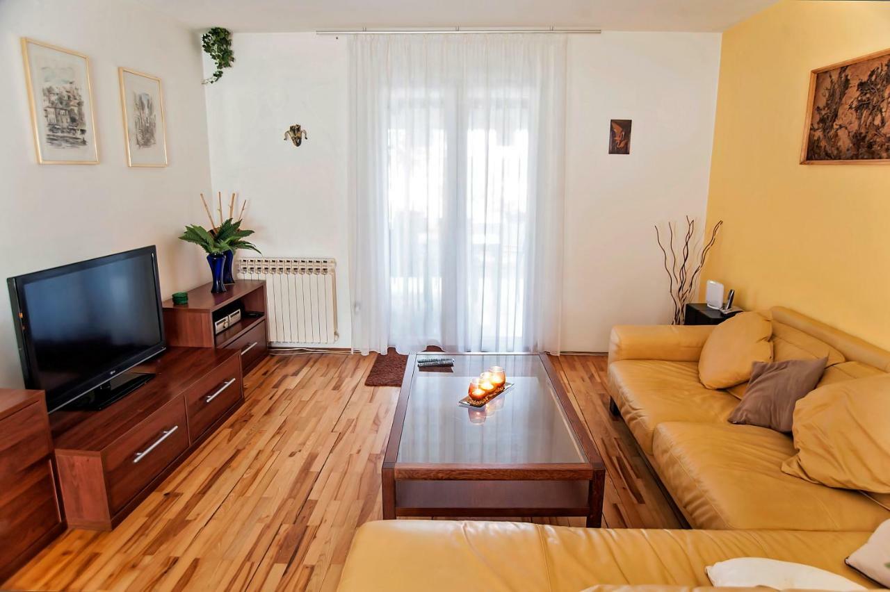 Hana House Πούλα Εξωτερικό φωτογραφία